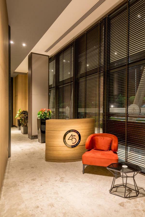 The Fortyfive Business Hotel & Spa Маниса Екстериор снимка