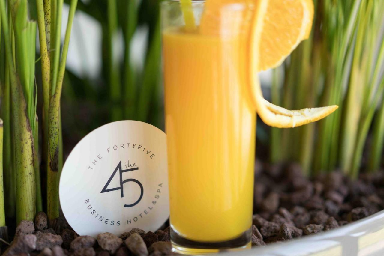 The Fortyfive Business Hotel & Spa Маниса Екстериор снимка