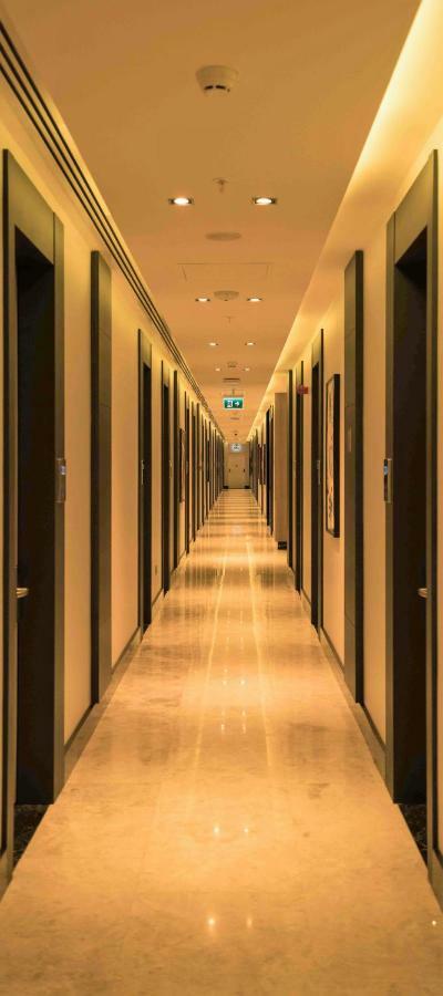The Fortyfive Business Hotel & Spa Маниса Екстериор снимка