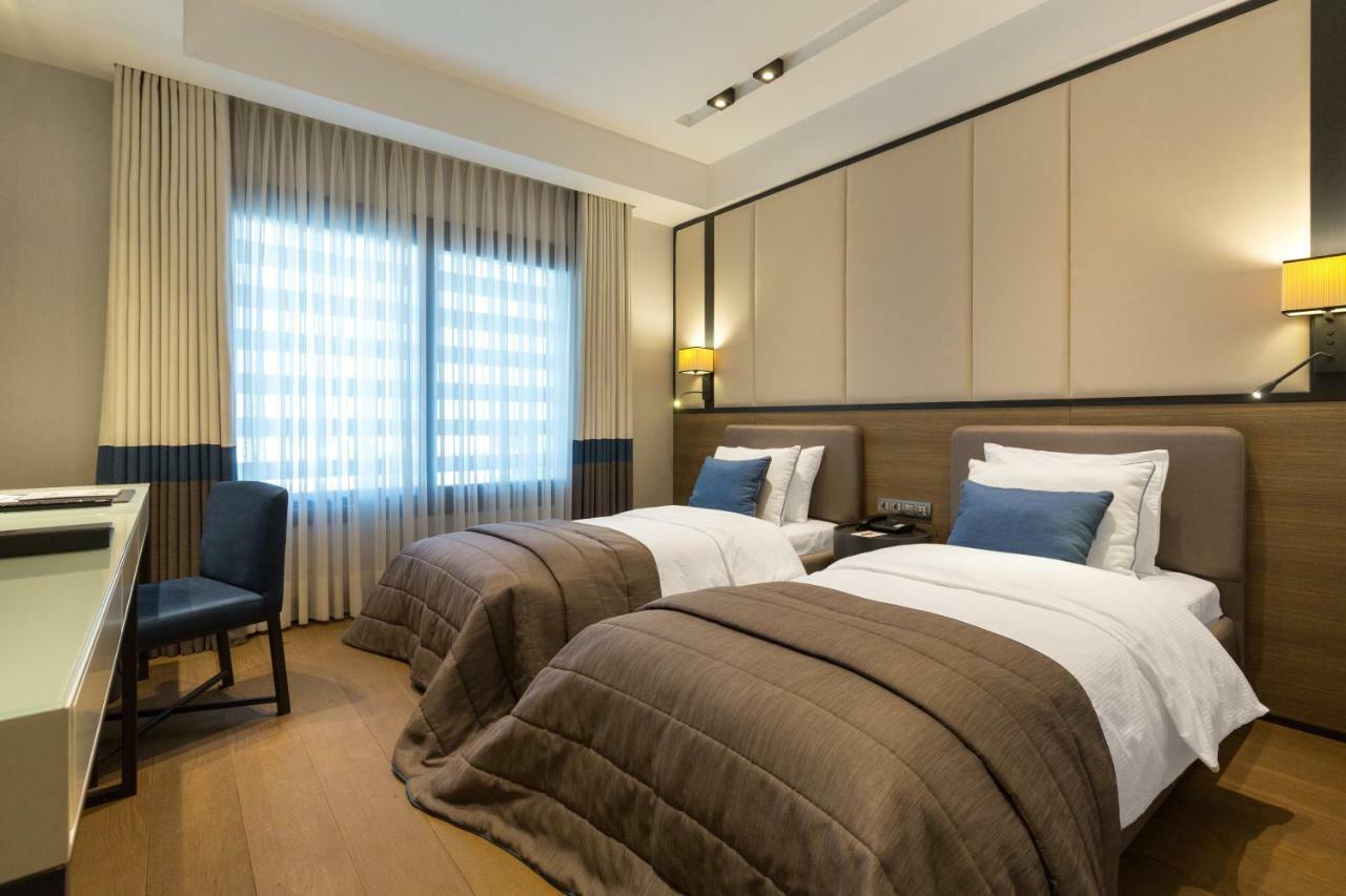 The Fortyfive Business Hotel & Spa Маниса Екстериор снимка